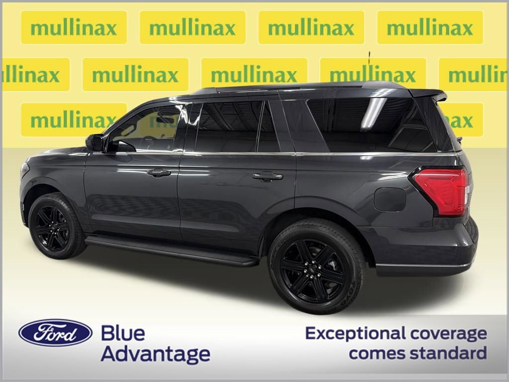 Certified 2024 Ford Expedition XLT image 6