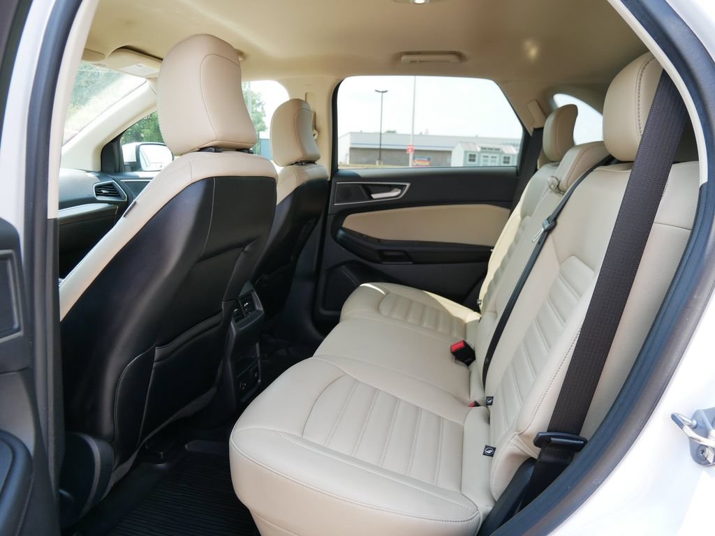 Certified 2022 Ford Edge SEL w/ Convenience Package AWD/4WD image 10