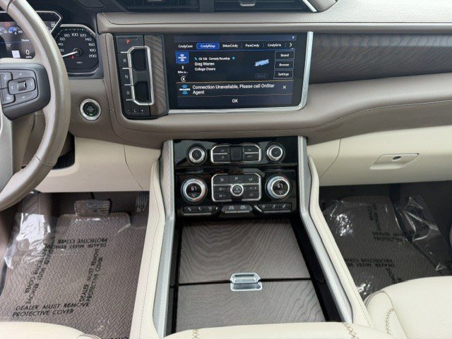 Used 2021 GMC Yukon Denali w/ Denali Premium Package AWD/4WD image 18