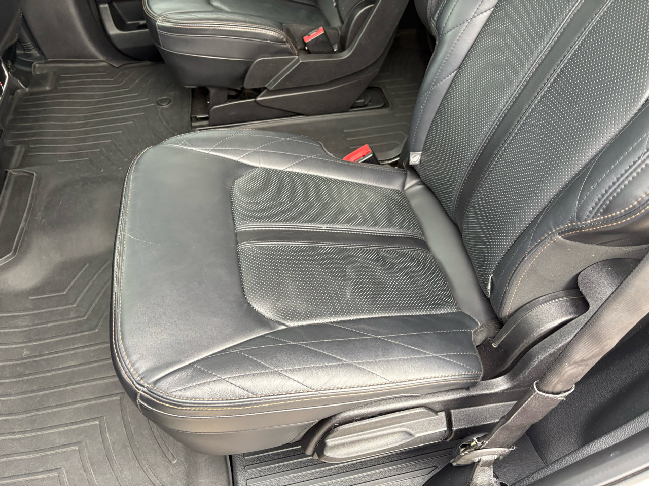 Certified 2020 Ford Expedition Platinum image 43