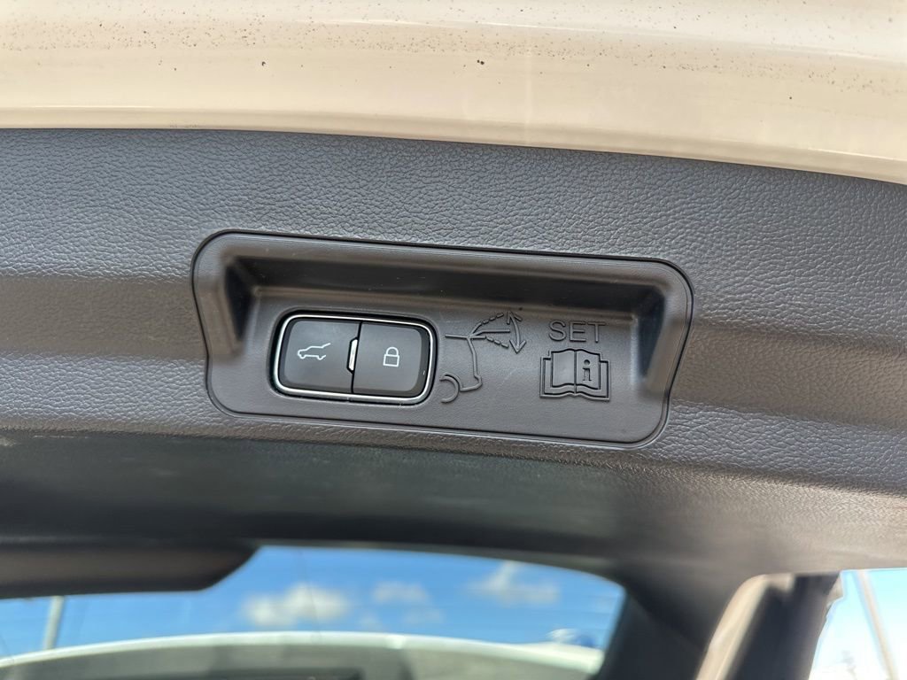 Certified 2024 Ford Explorer ST w/ Equipment Group 401A image 15