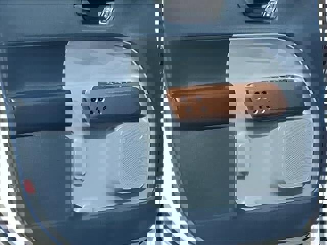 Certified 2022 Ford Maverick Lariat image 21