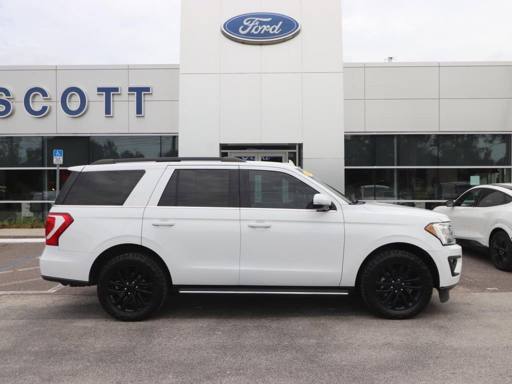 Certified 2020 Ford Expedition XLT w/ Equipment Group 202A RWD image 18