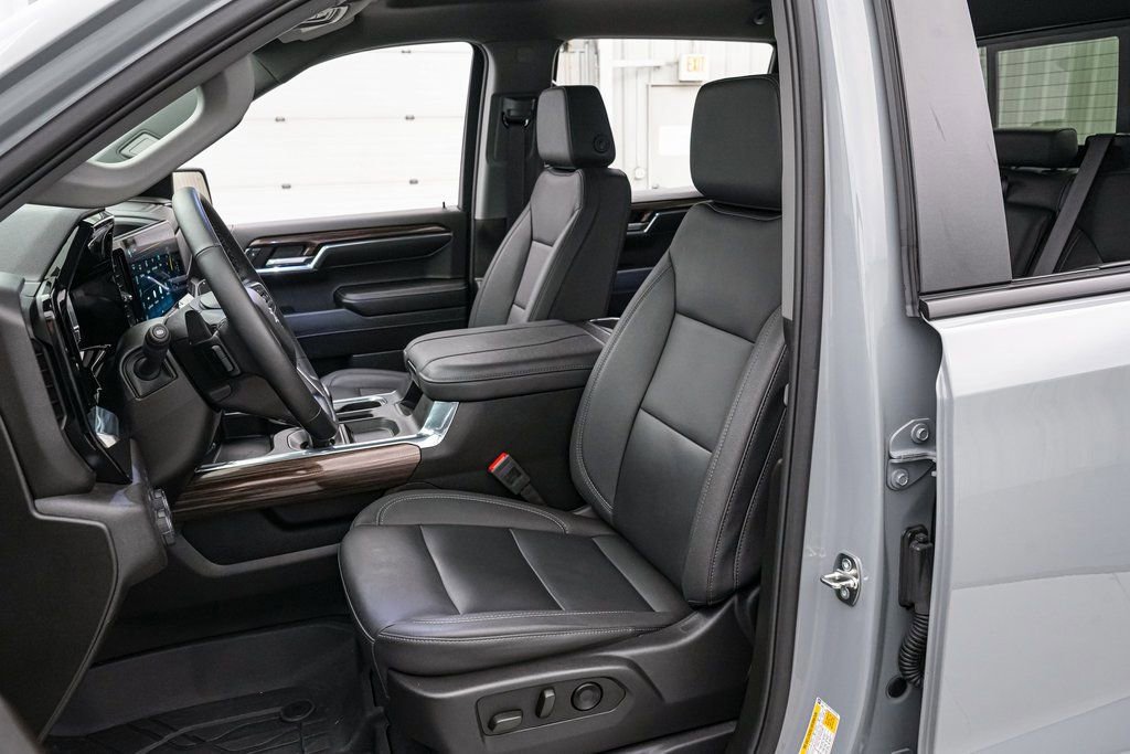 Used 2024 Chevrolet Silverado 1500 RST w/ Convenience Package II image 13