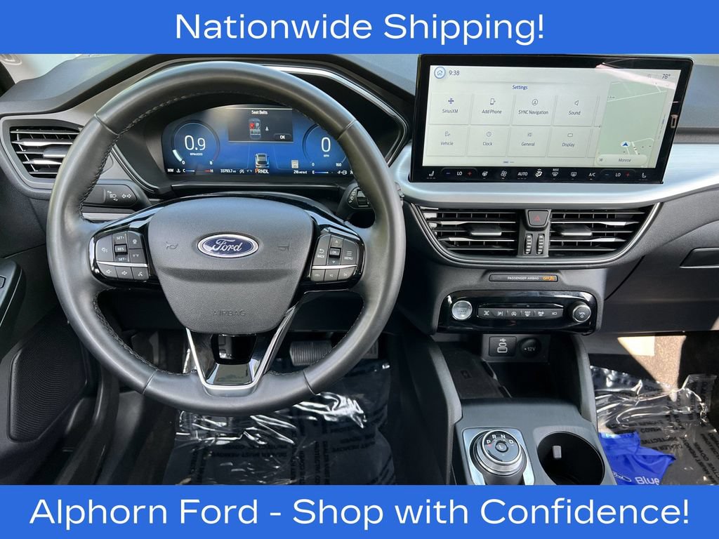 Certified 2024 Ford Escape Platinum AWD/4WD image 9