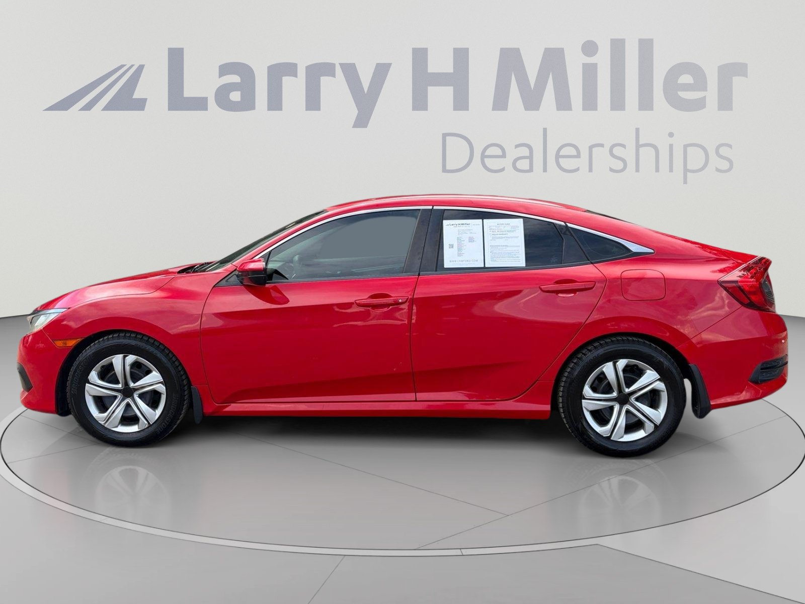 Used 2018 Honda Civic LX image 2
