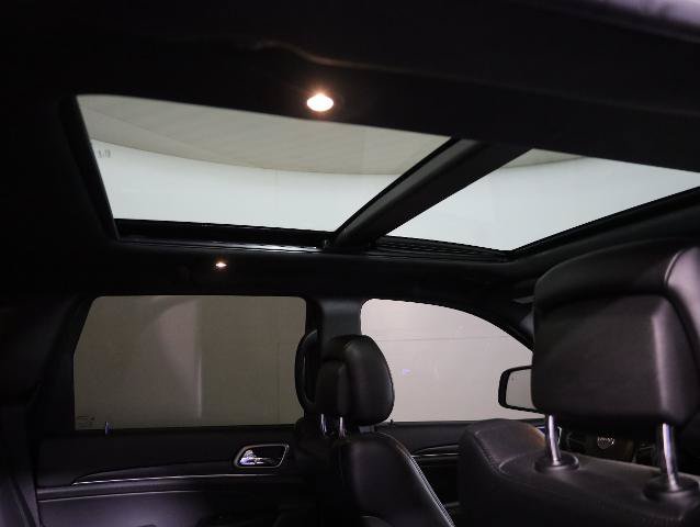 Used 2020 Jeep Grand Cherokee Limited X AWD/4WD image 30