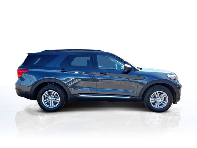 Certified 2023 Ford Explorer XLT w/ Equipment Group 202A AWD/4WD image 8