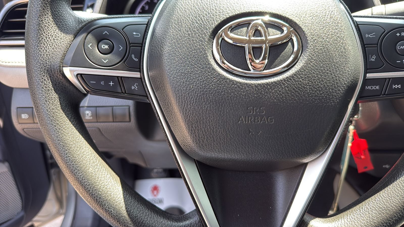 Used 2023 Toyota Camry LE FWD image 11