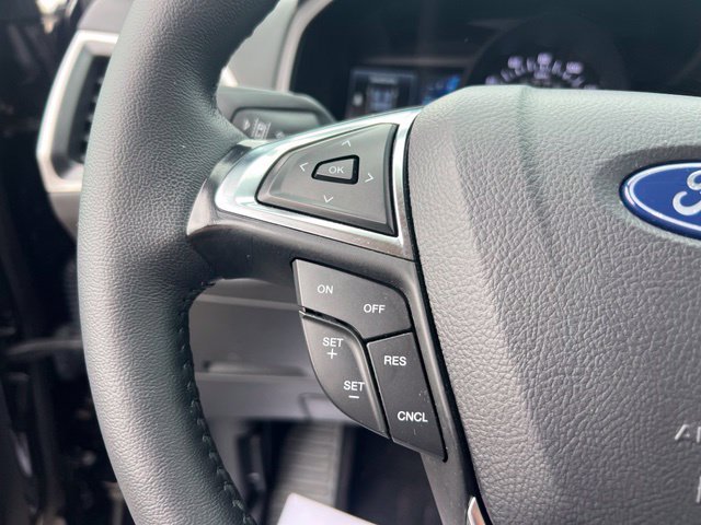 Certified 2024 Ford Edge SEL w/ Convenience Package AWD/4WD image 9