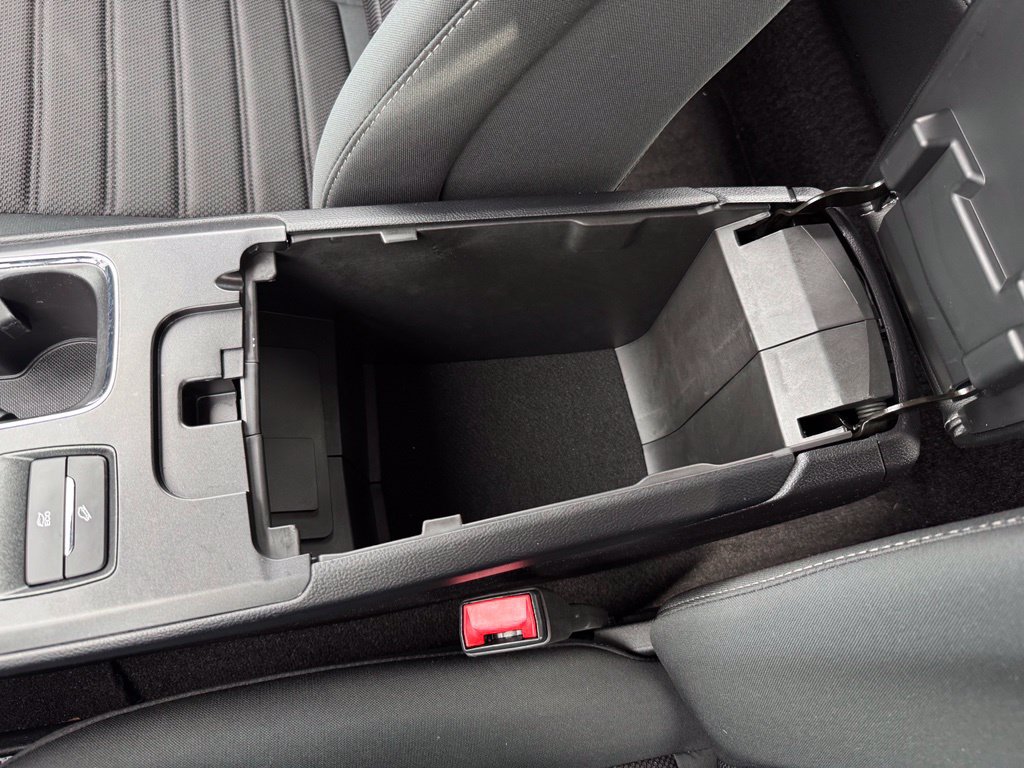 Certified 2020 Ford Fusion SE FWD image 25