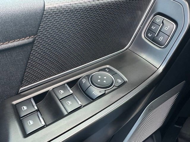 Certified 2023 Ford F150 Raptor w/ Raptor Carbon Fiber Package image 29