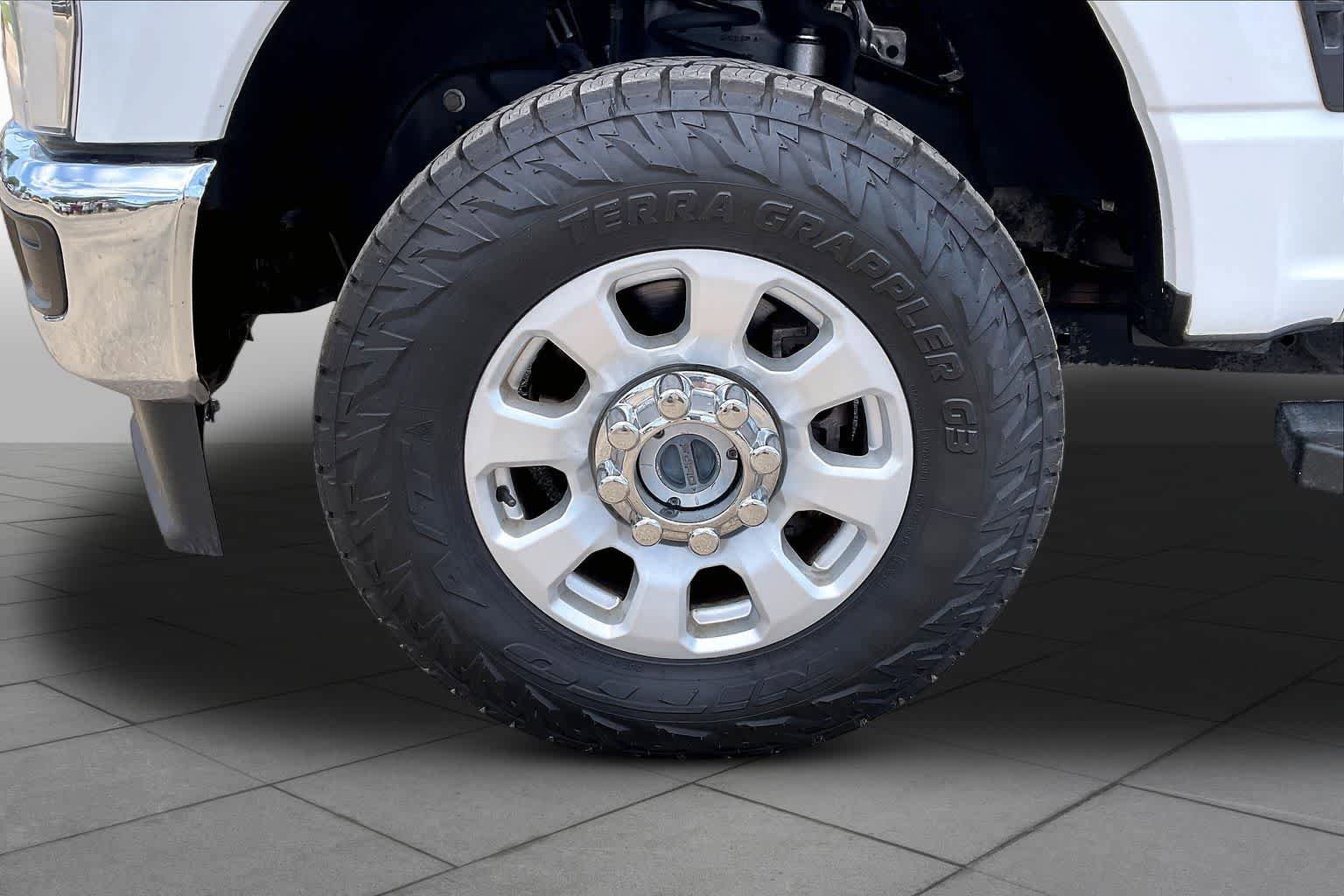 Certified 2024 Ford F250 XLT w/ FX4 Off-Road Package AWD/4WD image 11