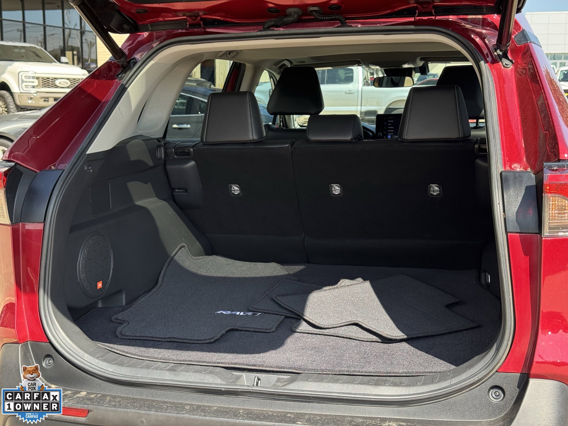 Used 2023 Toyota RAV4 XLE Premium FWD image 30