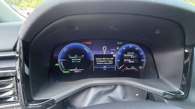 Used 2025 Toyota Camry XLE FWD image 26