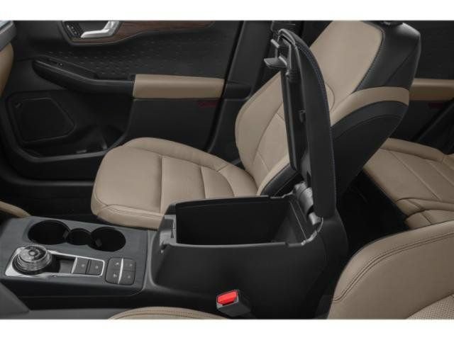 Certified 2022 Ford Escape Titanium AWD/4WD image 14