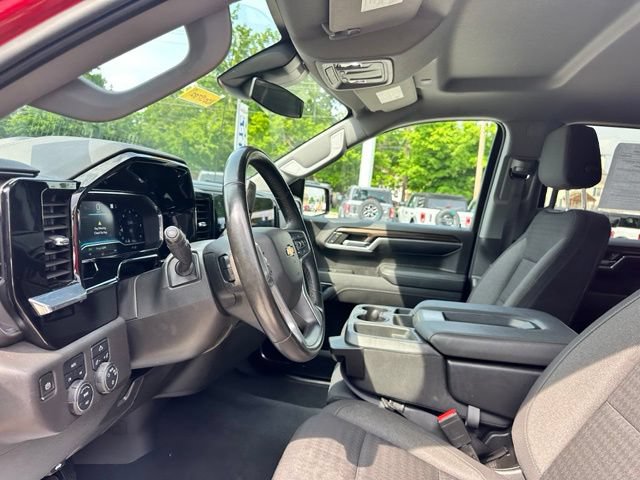 Used 2023 Chevrolet Silverado 1500 LT AWD/4WD image 29