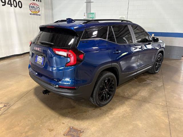 Used 2022 GMC Terrain SLE w/ Driver Convenience Package AWD/4WD image 6