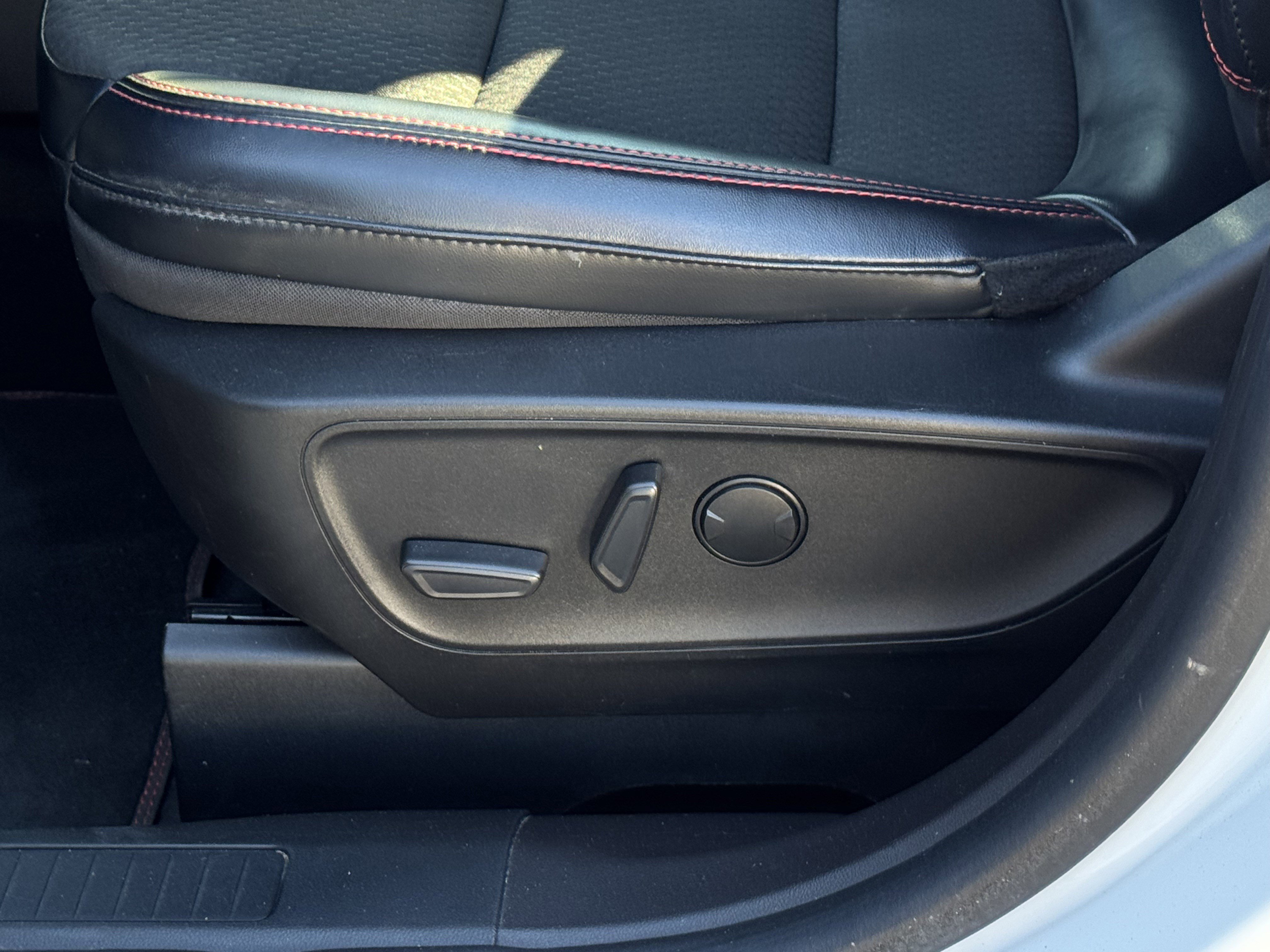 Certified 2023 Ford Escape ST-Line w/ Tech Pack #1 image 16