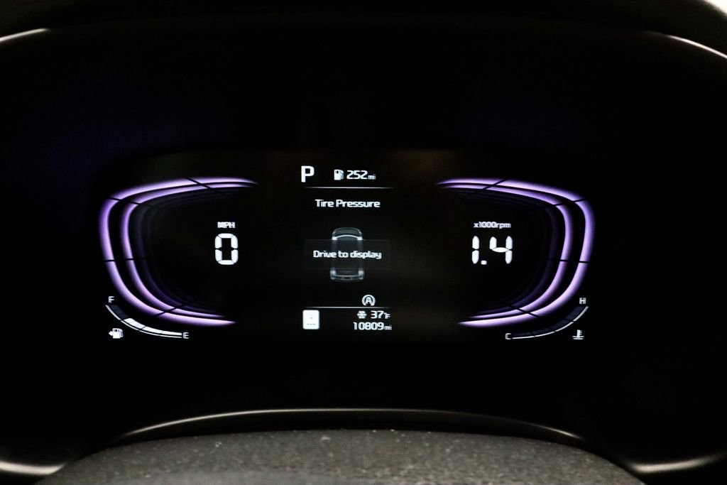 Used 2025 Kia Soul LX image 27