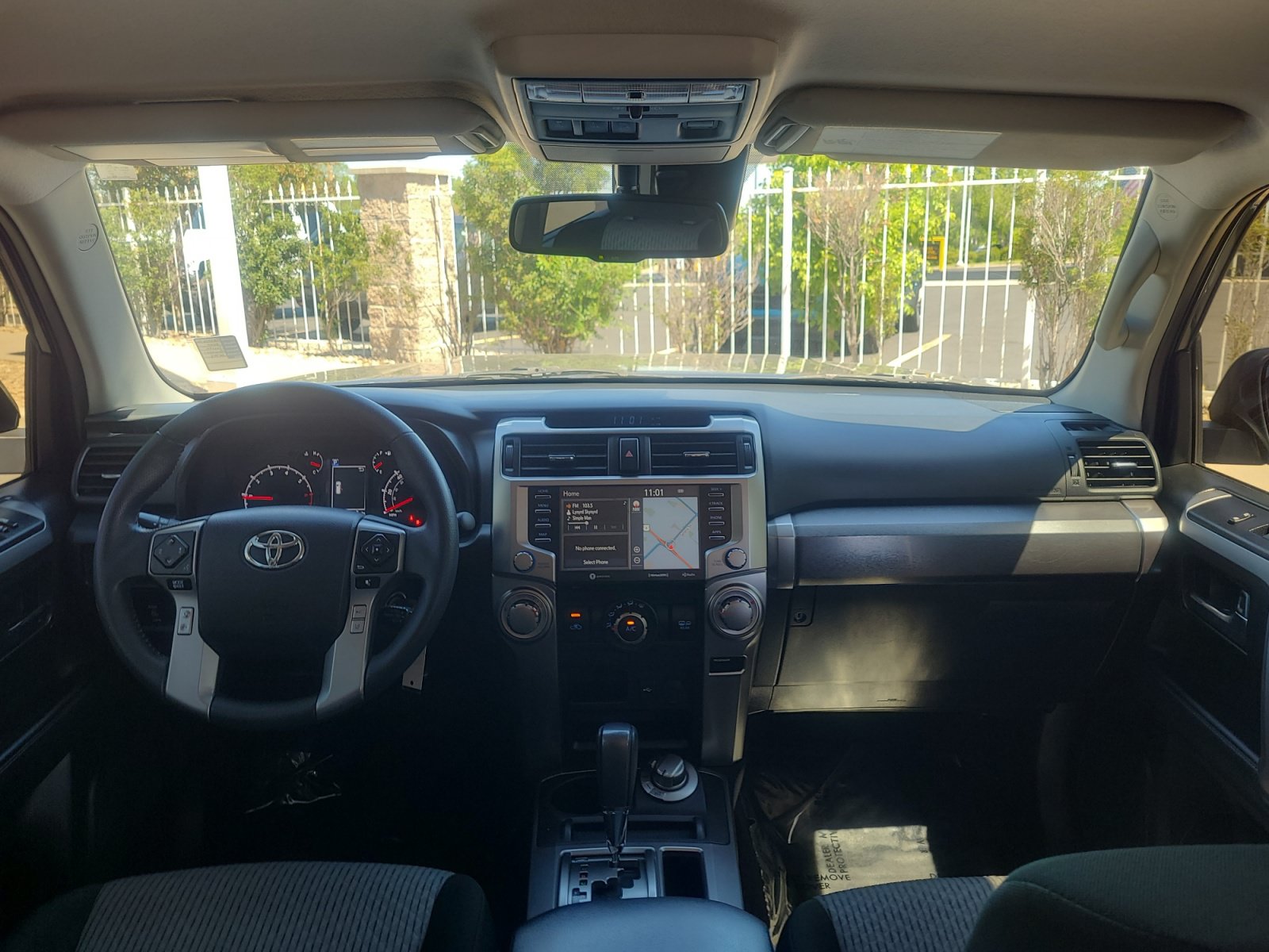 Used 2020 Toyota 4Runner SR5 AWD/4WD image 20