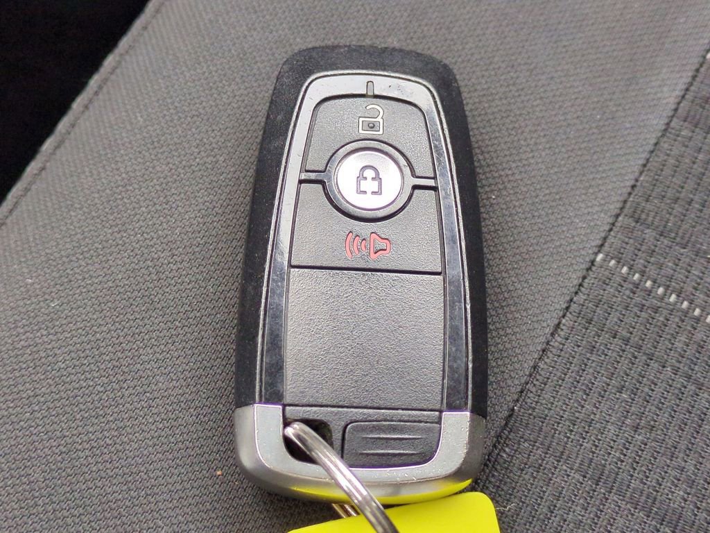 Certified 2020 Ford EcoSport SE w/ SE Convenience Package image 33