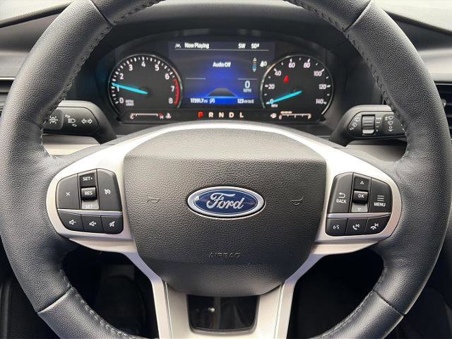 Certified 2023 Ford Explorer XLT w/ Equipment Group 202A AWD/4WD image 25