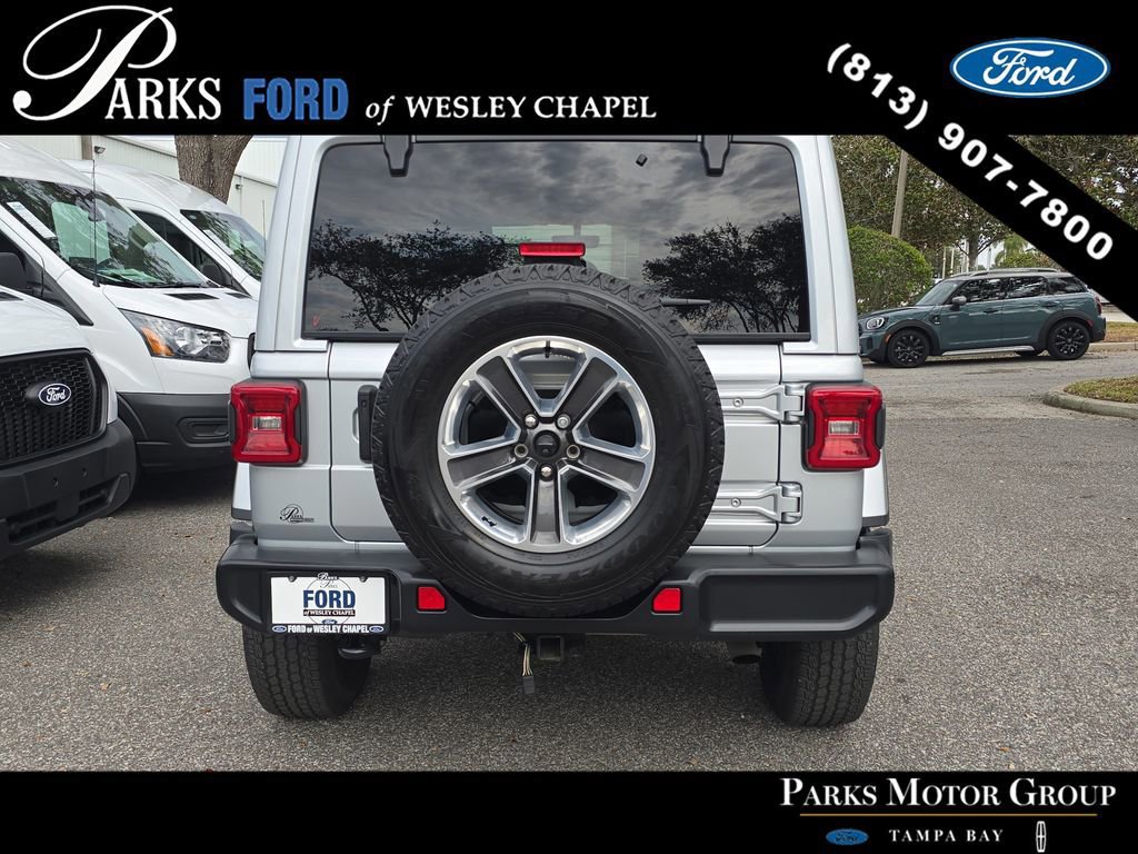 Used 2022 Jeep Wrangler Unlimited Sahara w/ LED Lighting Group image 4