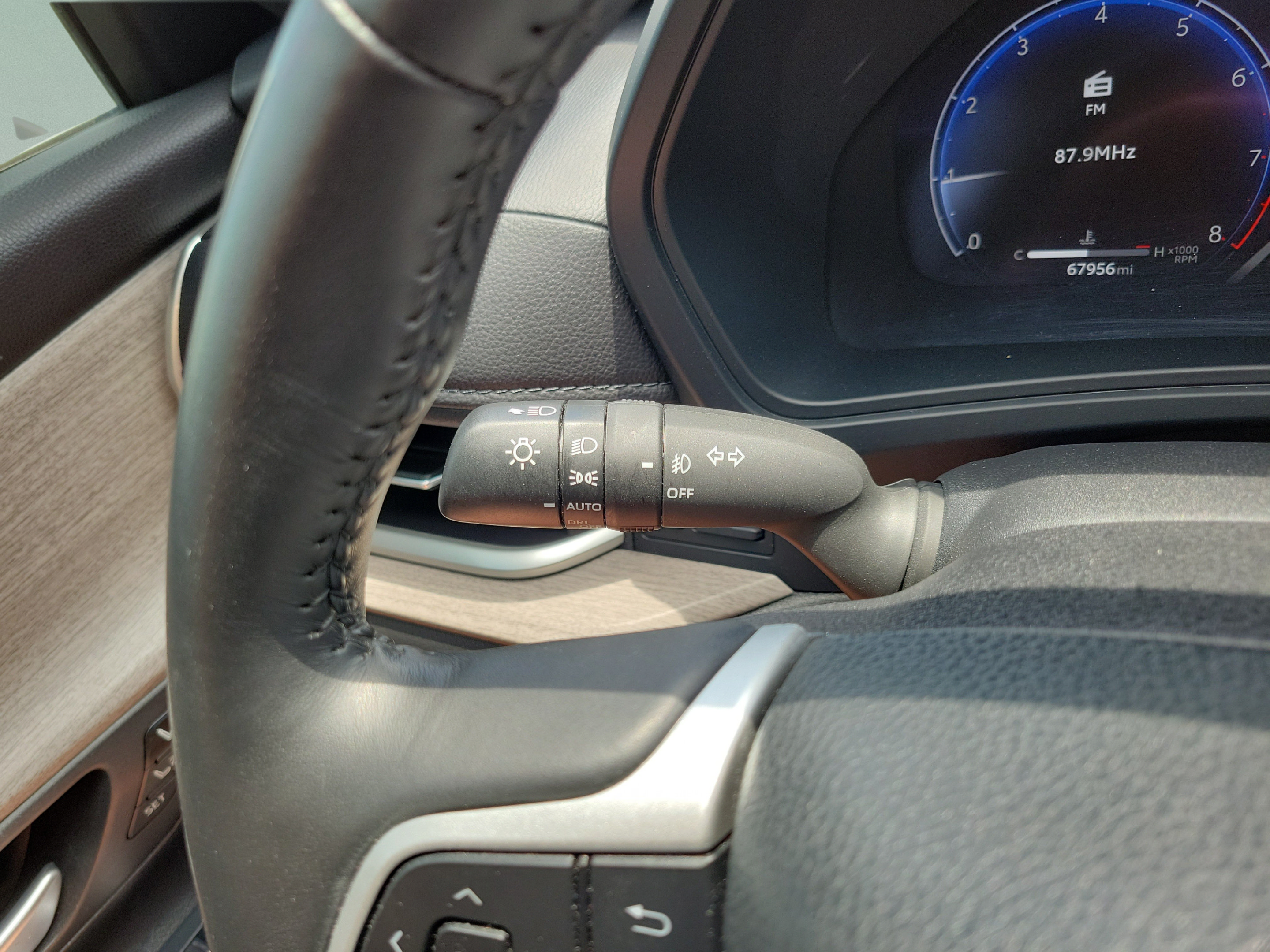 Used 2024 Toyota Grand Highlander AWD image 24