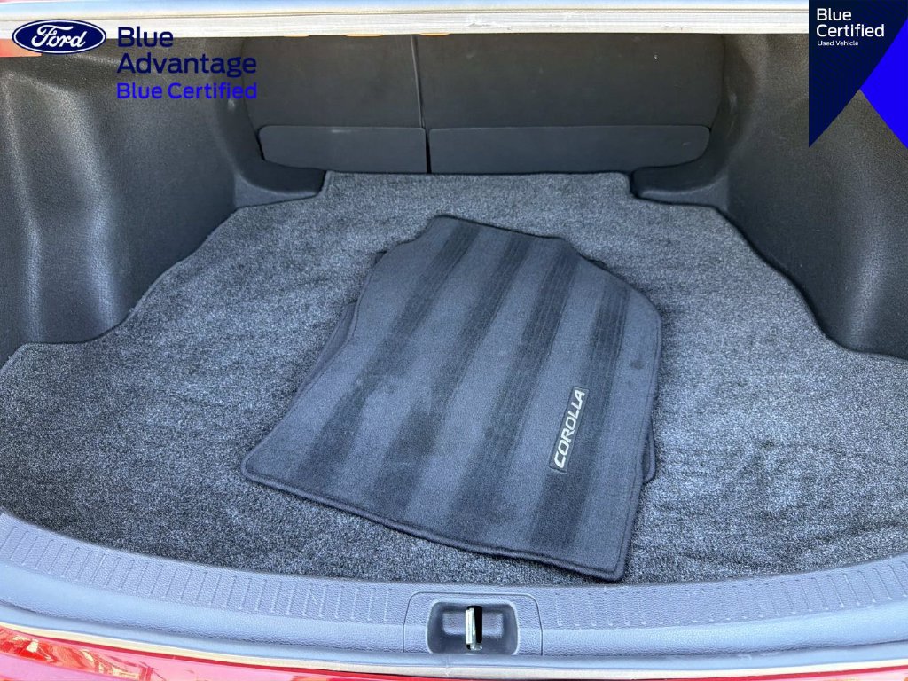 Used 2021 Toyota Corolla LE w/ Carpet Mat Package (TMS) FWD image 20