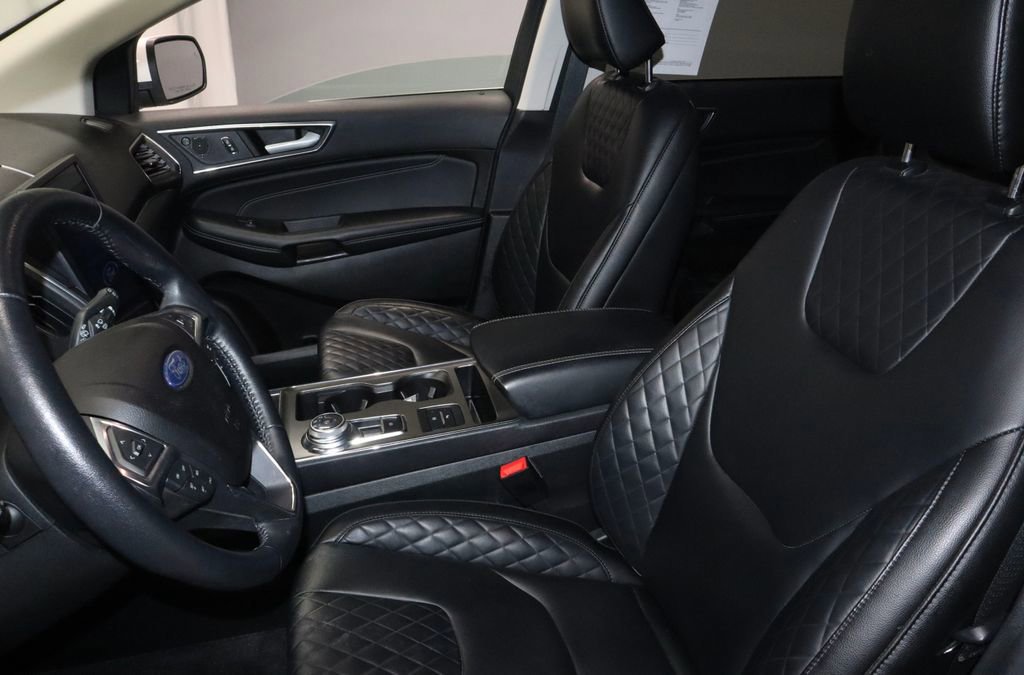 Certified 2023 Ford Edge Titanium AWD/4WD image 27