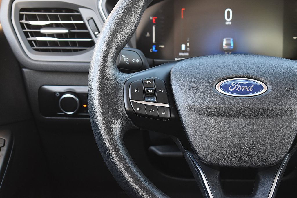 Certified 2025 Ford Escape Active AWD/4WD image 16