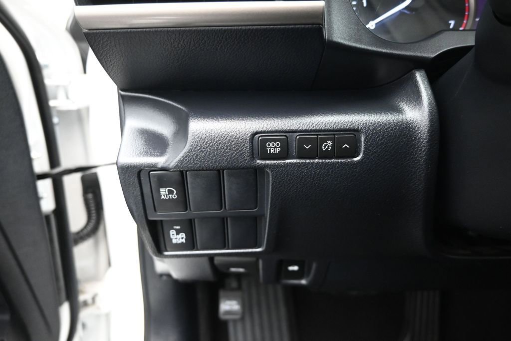 Used 2020 Lexus IS 300 w/ Accessory Package 2 RWD image 13