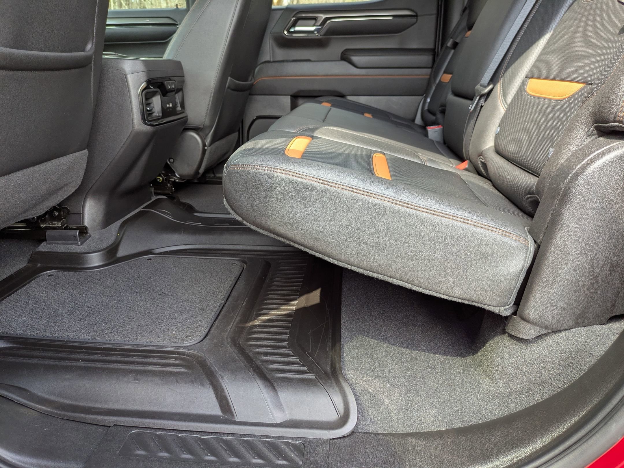 Used 2023 GMC Sierra 1500 AT4 w/ AT4 Premium Package image 31