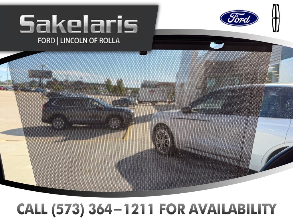 Used 2025 Chrysler Pacifica Select FWD image 39