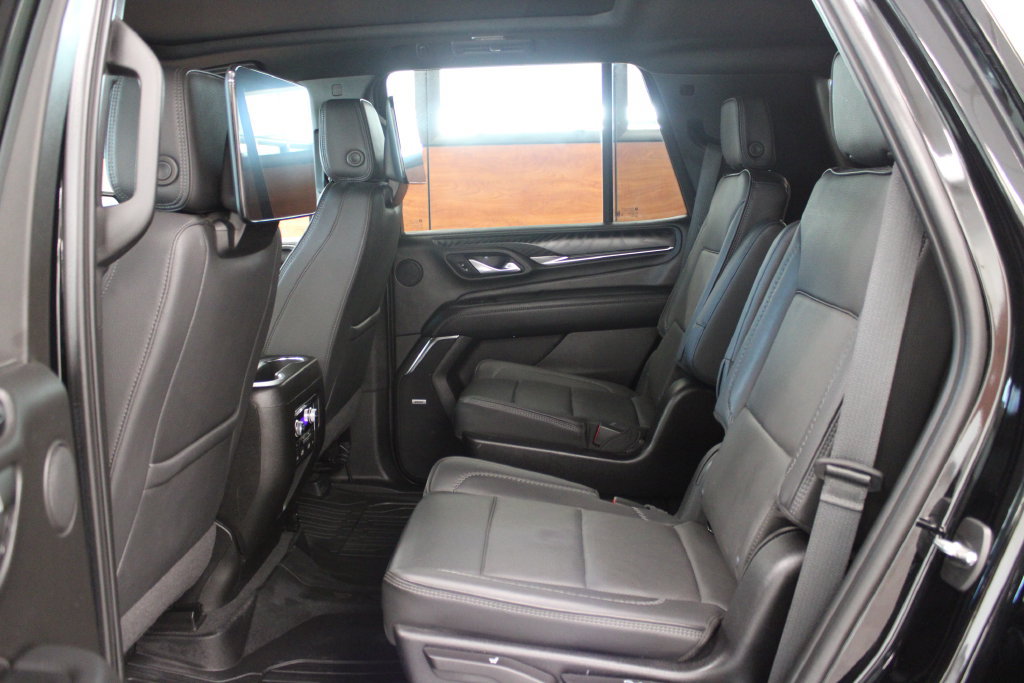 Used 2024 GMC Yukon Denali AWD/4WD image 37