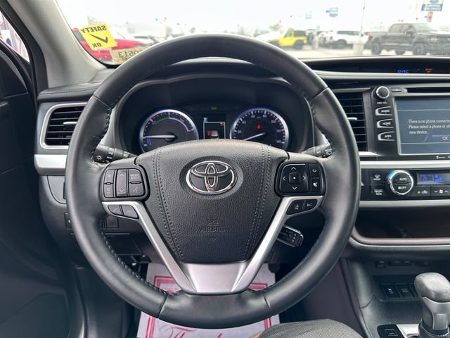 Used 2018 Toyota Highlander XLE AWD/4WD image 20