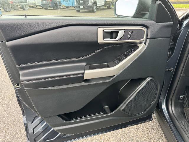 Certified 2023 Ford Explorer XLT image 13