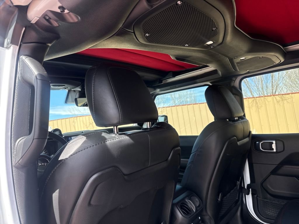 Used 2025 Jeep Wrangler Unlimited Rubicon image 23