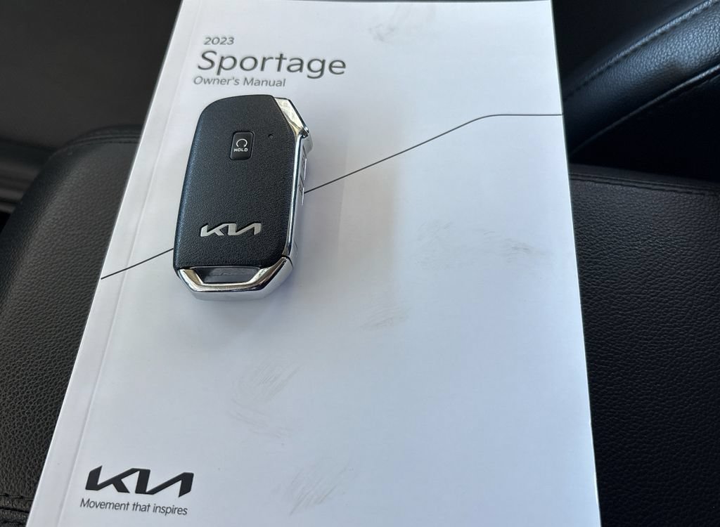 Used 2023 Kia Sportage EX FWD image 22