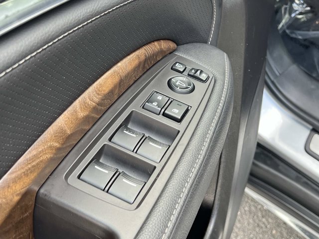 Used 2020 Acura MDX w/ Technology Package FWD image 17