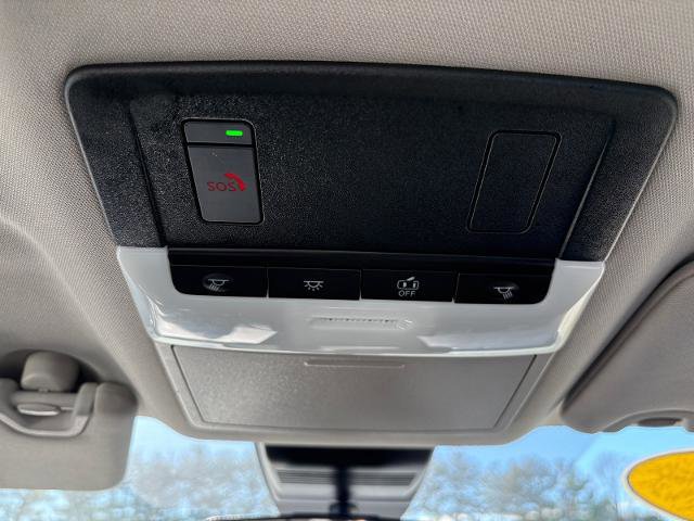 Used 2025 Nissan Altima 2.5 SV image 18