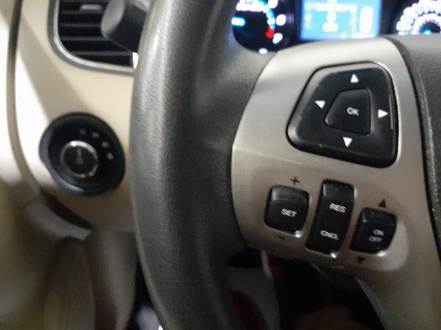 Certified 2019 Ford Taurus SE FWD image 17