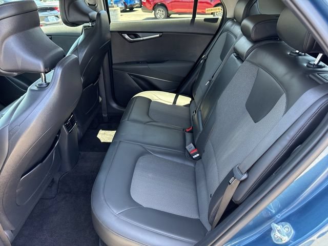 Used 2024 Kia Niro EX FWD image 11