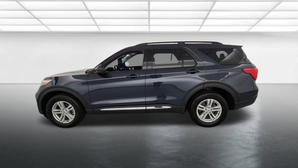 Certified 2024 Ford Explorer XLT w/ Equipment Group 202A image 5