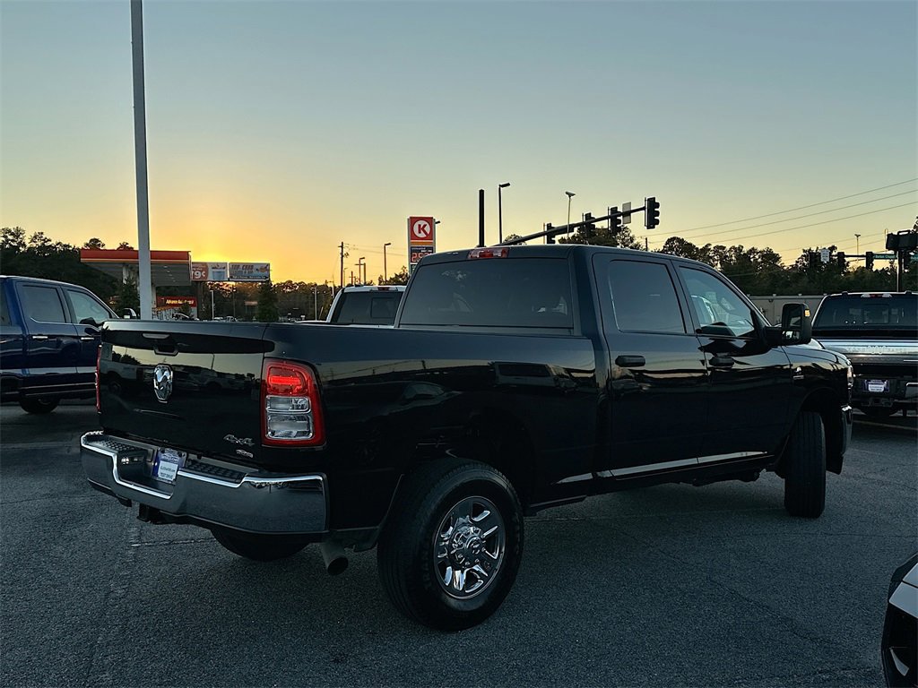 Used 2024 RAM 2500 Tradesman w/ Chrome Appearance Group image 4