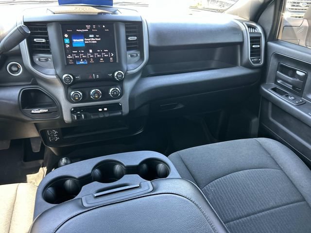Used 2024 RAM 2500 Tradesman w/ Chrome Appearance Group AWD/4WD image 16