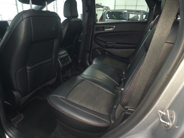 Certified 2024 Ford Edge ST-Line AWD/4WD image 13