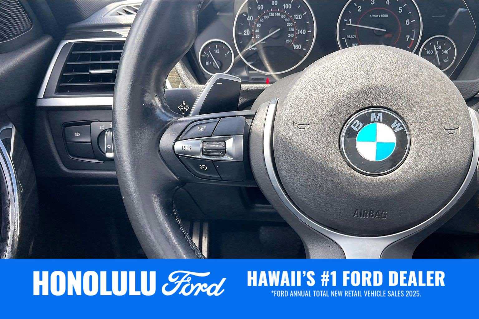 Used 2017 BMW 330i xDrive Sedan AWD/4WD image 24