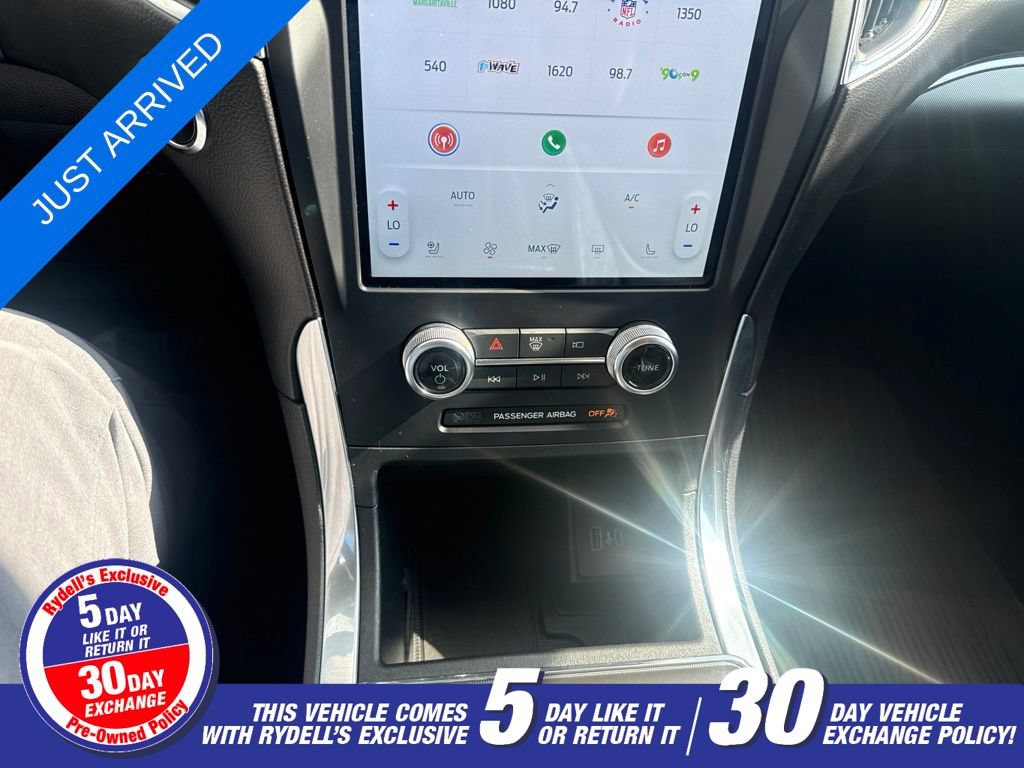 Certified 2024 Ford Edge Titanium AWD/4WD image 21